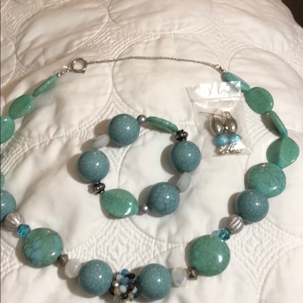 Handmade chunky necklace, bracelet and earrings